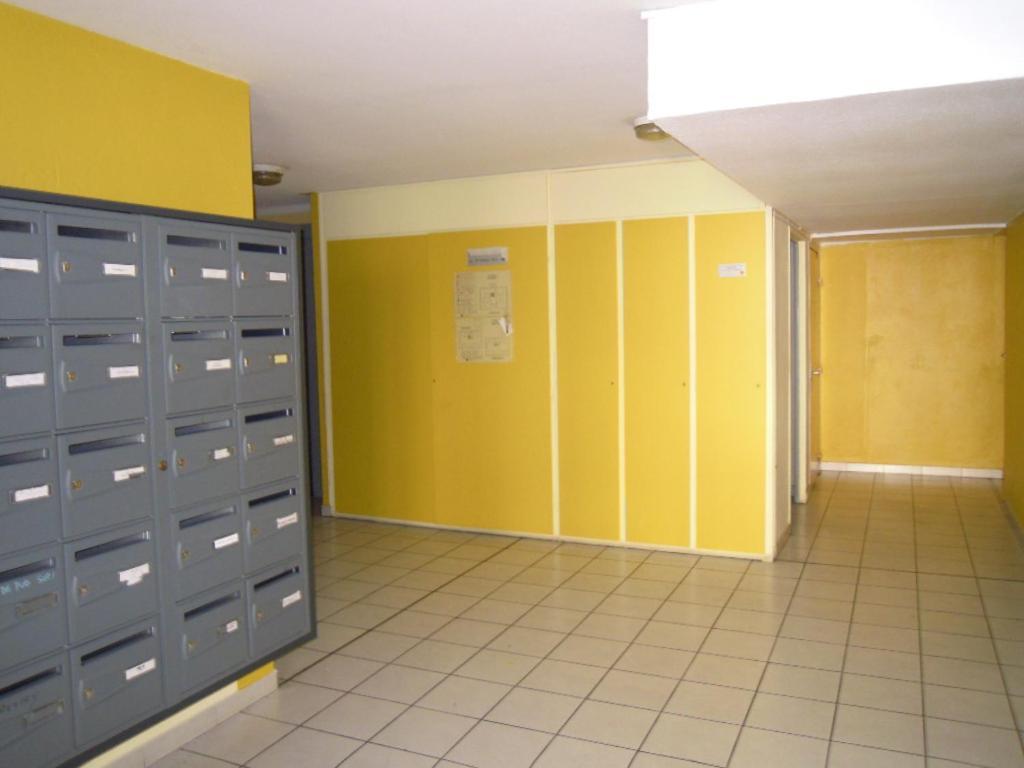 Nimes Studio Parking Dhuoda Esterno foto